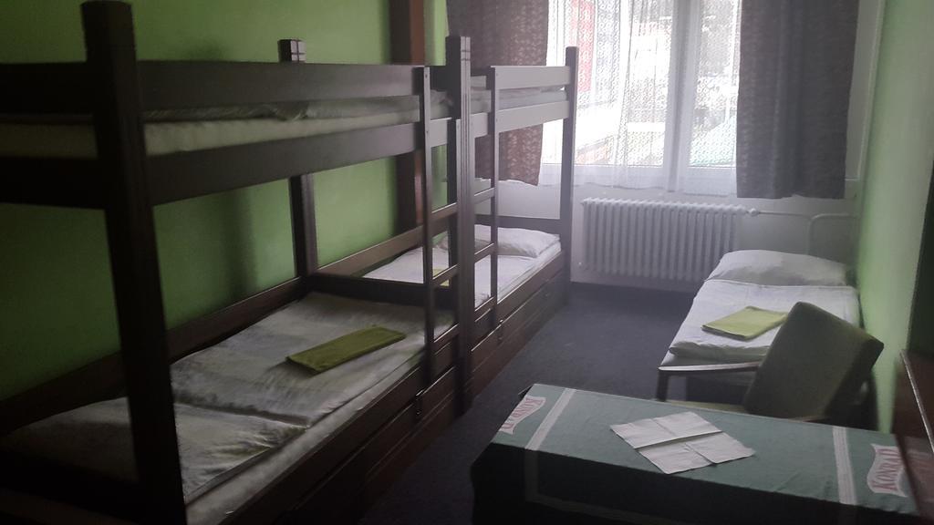 Hostel Liben Praha Bagian luar foto